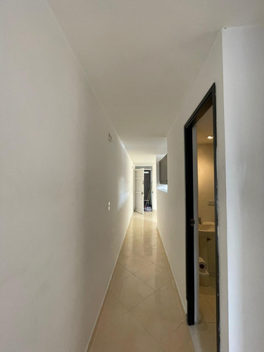Venta De Apartamento En Barrio Cristobal Con Excelente Area