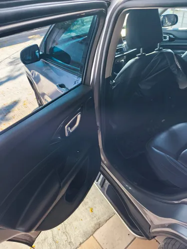 Jeep Compass 1.3T Altitude Fwd At6