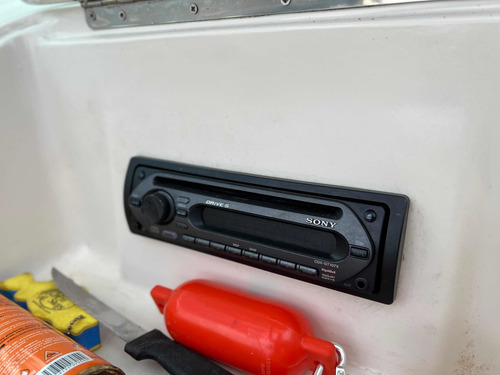 Imagen 17 de 25 de Lancha Open Canestrari 190 Mercruiser 140 Hp Web Marine