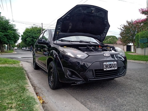 Ford Fiesta Max Con Gnc