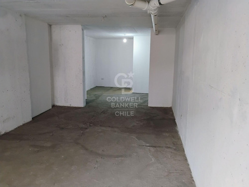 Local Comercial De 45m2 Sobre Av. Irarrázaval