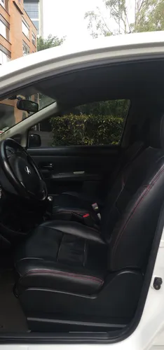 Nissan Tiida 1.6