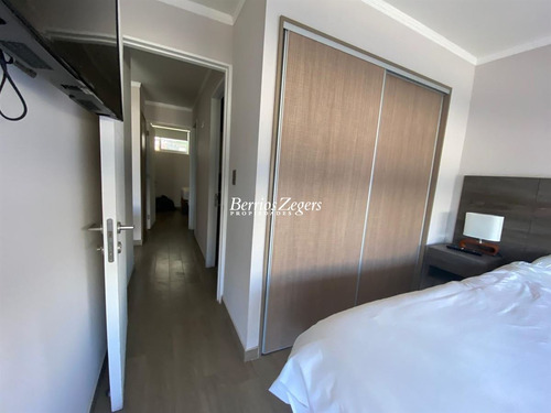 Departamento En Venta De 2 Dormitorios, Viña Del Mar Reñaca