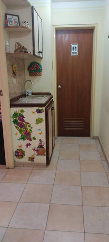Imagen 9 de 12 de Oficina En Venta En Av Bolivar, Telf. 0241-8239522