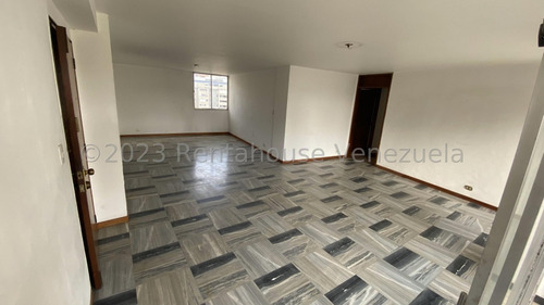 Apartamento En Venta En Altamira Mls #23-16117 Yf