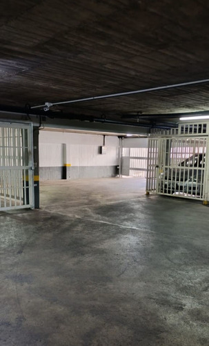 Apartamento En Venta En La Urb. Los Palos Grandes. Km