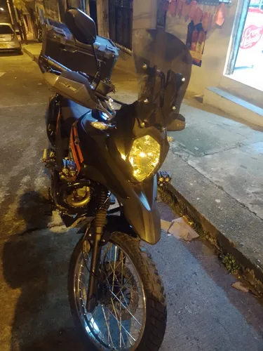 Akt Ds 200 Modelo 2024, En Excelente Estado. Único Dueño