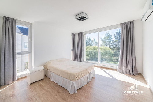 Imagen 18 de 29 de Amplia Casa De 3 Dormitorios En Venta - San Sebastian