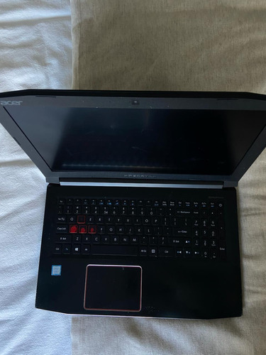 Acer Predator Helios 300 - I7, 16gb Ram, Gtx 1060, 1tb Hdd Negro (Usado)