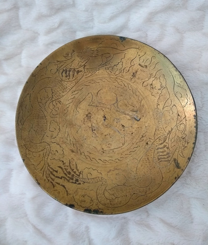 Bandeja / Charola De Bronce Con Preciosos Grabados 25cms (Usado)