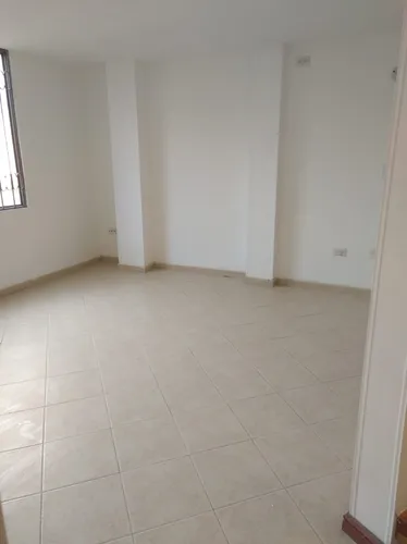 Casa 150 M 2 4 Alcobas, 3 Baños Chia Amplia Central