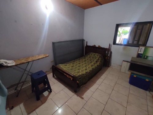 Imagen 12 de 18 de En Venta Amplia Y Cómoda Casa Urb. Mario Briceño 04124557388