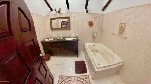 Vendo Casa En 20 De Julio(chia) Mls 21-437