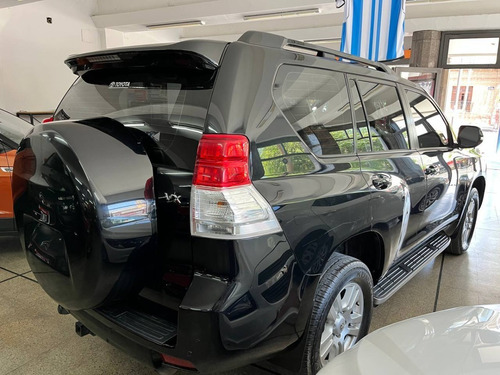 Imagen 4 de 18 de Toyota Land Crusier Prado Vx 4.0 At 7 Asientos.segunda Mano