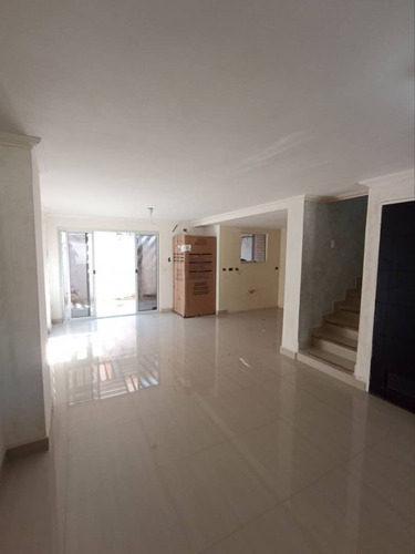 Townhouse En Villa La Fontana San Diego Socc