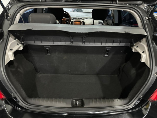 Chevrolet Onix ONIX HATCH LT 1.4 8V FLEXPOWER 5P AUT.