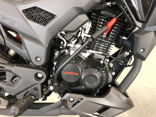 Imagen 16 de 19 de Honda Xblade 160 - 100% Financiada - Tomamos Tu Moto Usada