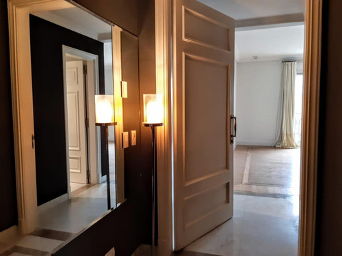 Imagen 23 de 27 de Torre Grand Bourg Impecable Con 2 Cocheras En Palermo Chico.