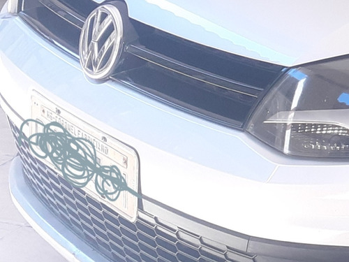 Imagem 3 de 10 de Volkswagen Crossfox 2013 1.6 Vht Total Flex 5p