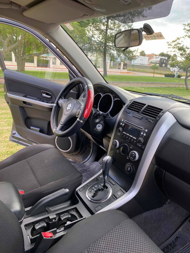 Imagen 6 de 8 de Suzuki Grand Vitara 2.4 Gl L4 At 2012