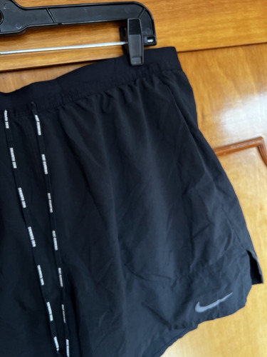 Nike Running Shorts Hombre - Negro (Usado)