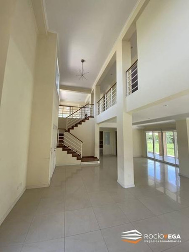 Imagen 6 de 23 de Distinguida Propiedad A La Venta En Barrio Cerrado Santa