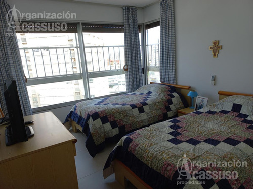 Imagen 10 de 22 de Departamento - Península - Edificio Torreon - 3 Dormitorios - 3 Baños - Dependencia Servicio