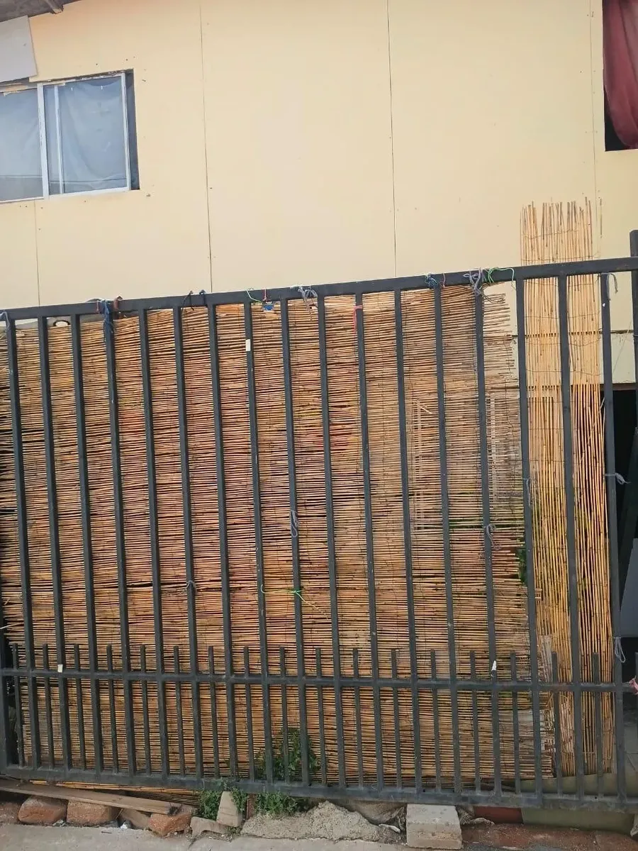 Imagen 1 de 17 de En Villa Alemana Se Vende Casa De 2 Pisos 3d 1b