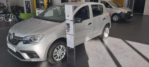 Autos Camionetas Renault Sandero Corolla Cruze Gol Corsa H