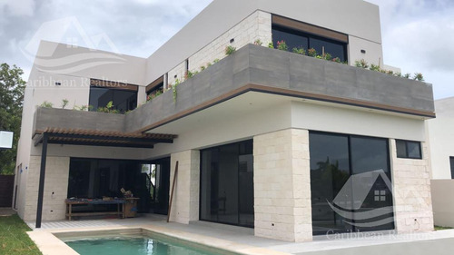 Casa En Venta En Lagos Del Sol Cancun