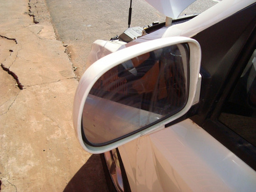 Imagem 12 de 13 de Peças Sucata De Ssangyong 2010 Diesel Motor Cambio Lataria