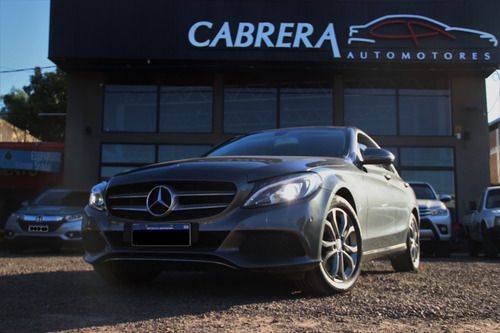 Imagen 2 de 9 de Mercedes Benz C250