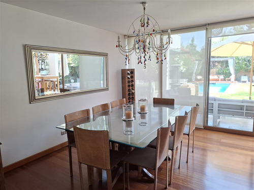 Casa En Arriendo De 4 Dorm. En Lo Barnechea