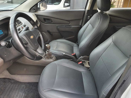 Imagem 9 de 10 de Chevrolet Cobalt 2015 1.4 Ls 4p