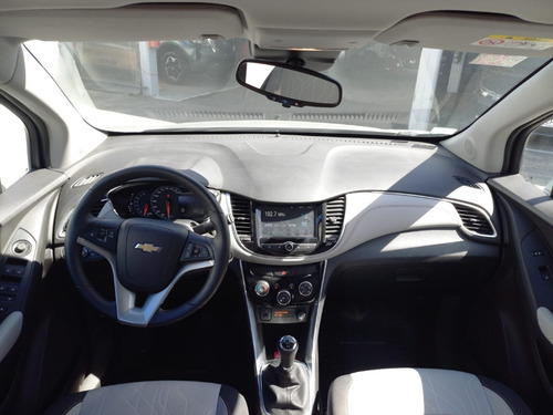 Imagen 15 de 15 de Chevrolet Tracker Premier