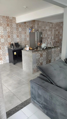 Casa De Esquina Próx. Estr. Do Campinho Próx. Á Padaria Craque Do Pão