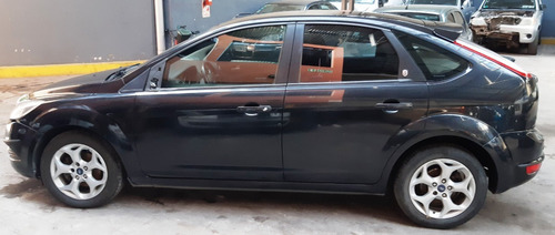 Ford Focus Ghia 2.0l - 2012 - Chocado - Funcionando