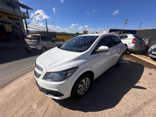Chevrolet Onix 1.4mt Lt