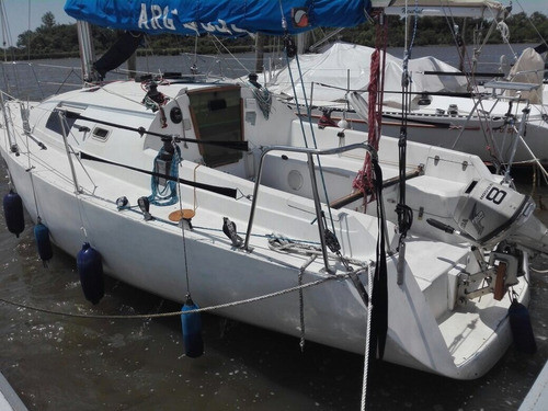 Imagen 8 de 25 de Velero Lotz 270