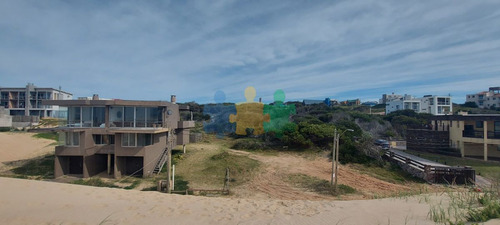 Imagen 9 de 11 de El Mar A Tus Pies!! Se Vende Terreno En Punta Del Diablo - Rocha - Uruguay