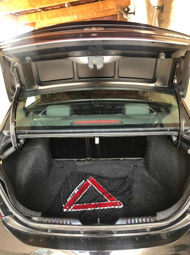 Imagem 2 de 12 de Volkswagen Voyage 1.6 Vht Comfortline Total Flex I-motion 4p