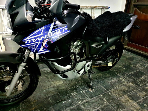 Imagen 10 de 15 de Honda Transalp 700 Xlv