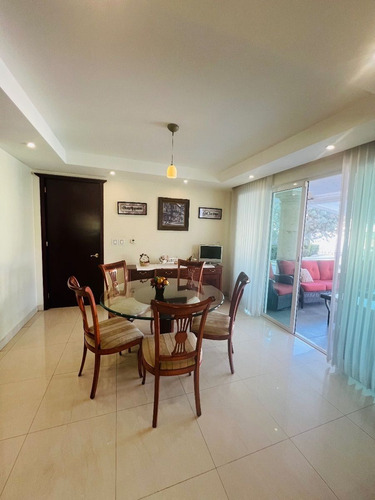 Lago De Guadalupe Vendo Señora Residencia Con Acceso Controlado