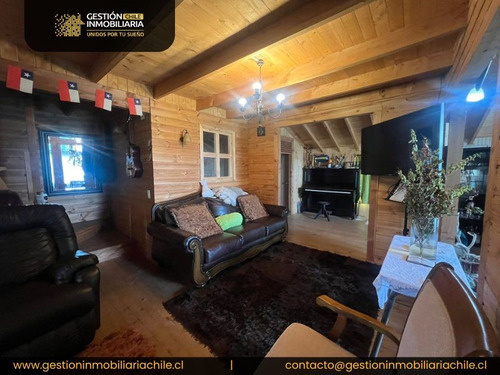 Se Vende Amplia Casa En Parcela 8d/6b, Frutillar