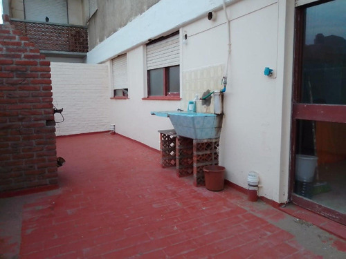 Imagen 11 de 13 de Para Reciclar Y Dejarlo Lindo. Frente Al Mar Departamento | Santa Teresita