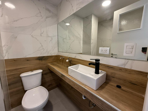 Venta Departamento 3 Ambientes Con Balcon - Reciclado Y Amoblado - Plaza Colon Mar Del Plata