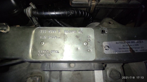 Imagem 12 de 15 de Ford Escort Gl