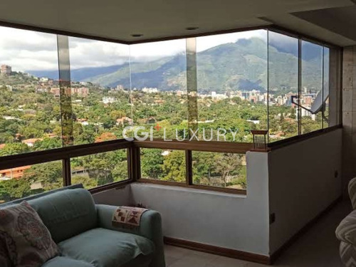 Cgi + Luxury Caracas Ofrece En Venta Apartamento Meseta De Santa Rosa De Lima 