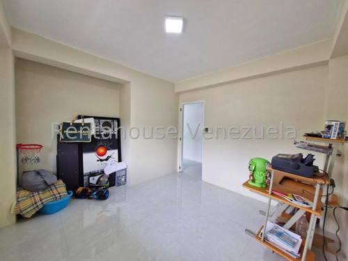 Apartamento En El Limon Villas Freitas A Estrenar. Ljsa 25-7083