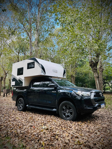 Camper Para Pickup Doble Cabina Marca Iseo